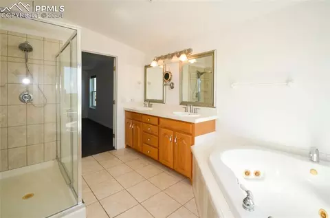 Bath - 34115 Big Springs Rd, Yoder, CO 80864 photo 1 of 3