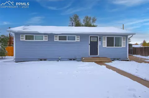 94 Security Cir, Colorado Springs, CO 80911