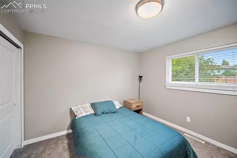 4346 Ridgeglen Rd, Colorado Springs, CO 80918