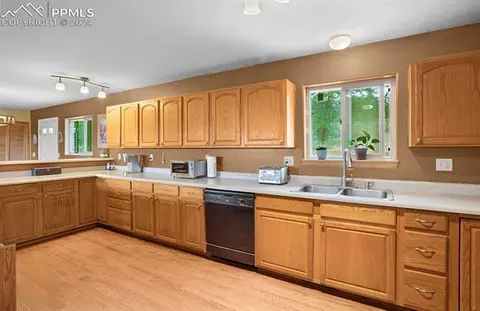 1321 Stoll Ranch Rd, Lake George, CO 80827 photo 18