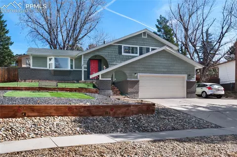 1555 Robidoux Cir, Colorado Springs, CO 80915