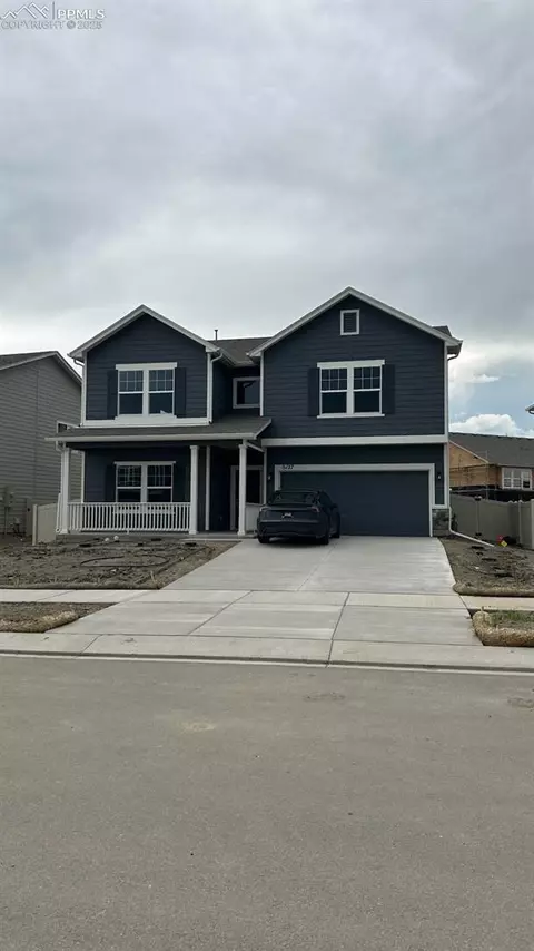 5127 Truscott Rd, Colorado Springs, CO 80925