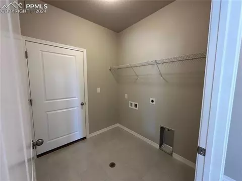 8118 Daelyn Dr, Peyton, CO 80831 photo 11