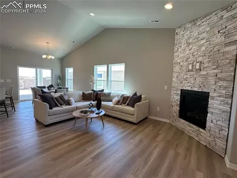 8118 Daelyn Dr, Peyton, CO 80831 photo 5