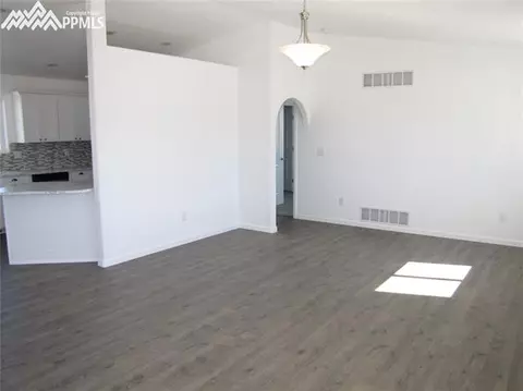 9 N Pikeview Ave, Williamsburg, CO 81226 photo 6