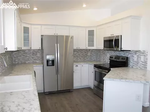 9 N Pikeview Ave, Williamsburg, CO 81226 photo 9