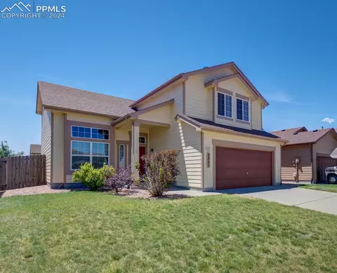 6867 Shimmering Leaf Rd, Colorado Springs, CO 80908
