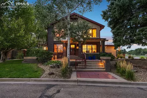 6 Lee Ln, Pueblo, CO 81004