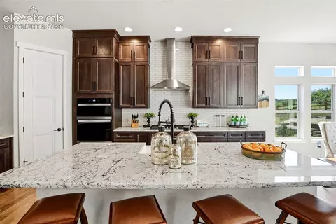 Kitchen - 5366 Mesa Top Dr, Monument, CO 80132 photo 2 of 5