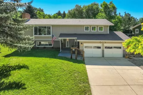 615 Castle Rd, Colorado Springs, CO 80904