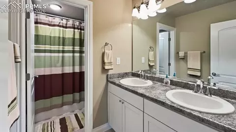 Bath - 10078 Stonemont Dr, Peyton, CO 80831 photo 5 of 6