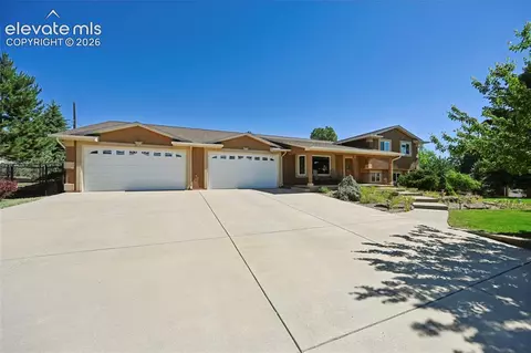 4920 Rocking R Dr, Colorado Springs, CO 80915