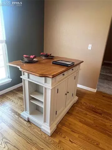 17014 Cross Timbers Grv, Monument, CO 80132