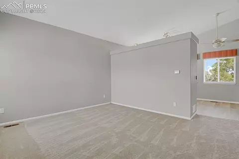 9786 Saybrook St, Highlands Ranch, CO 80126