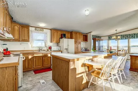 34170 Big Springs Rd, Yoder, CO 80864 photo 11