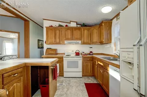 34170 Big Springs Rd, Yoder, CO 80864 photo 12