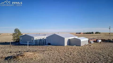 34170 Big Springs Rd, Yoder, CO 80864 photo 5