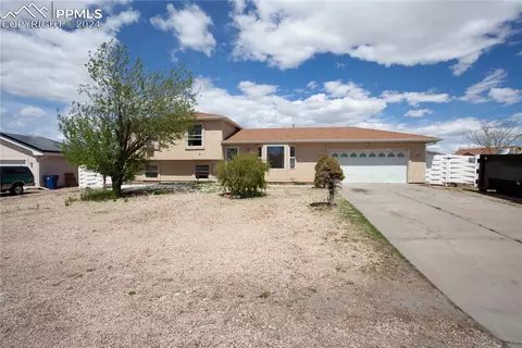 654 S Mccoy Dr, Pueblo, CO 81007