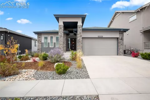 10021 Thrive Ln, Colorado Springs, CO 80924