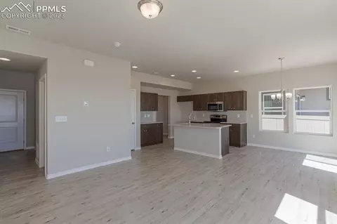8111 Kittrick Pl, Peyton, CO 80831 photo 3
