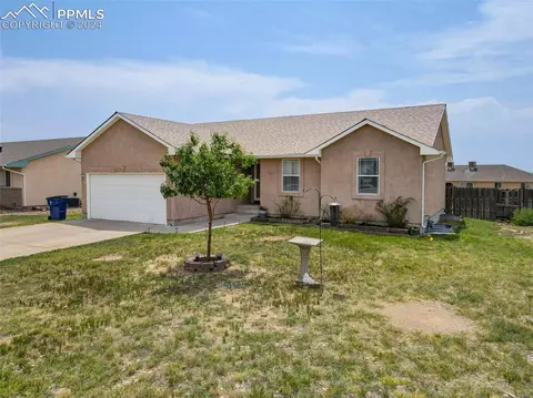 312 W Marble Dr, Pueblo, CO 81007