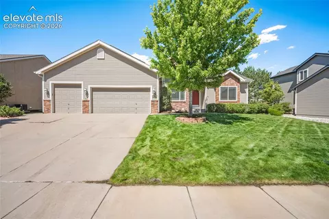 9829 Treelake Dr, Colorado Springs, CO 80920