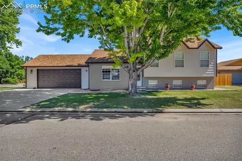501 Shadow Pl, Florence, CO 81226 photo 2