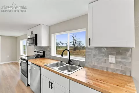 Kitchen - 10672 Boone Rd, Yoder, CO 80864 photo 6 of 6