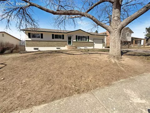 4879 S Splendid Cir, Colorado Springs, CO 80917