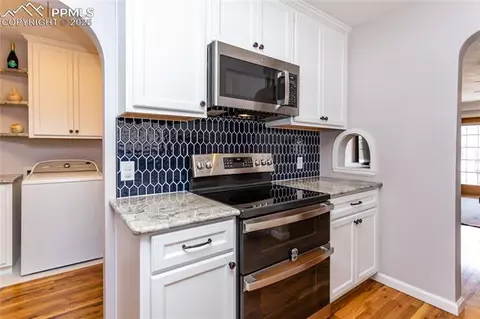 403 Espanola St, Colorado Springs, CO 80907