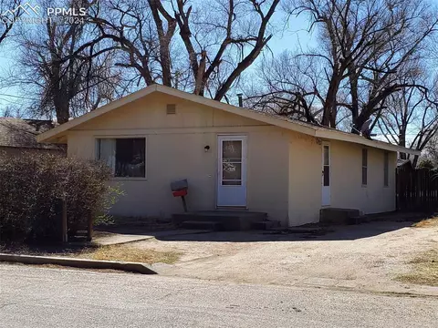 703 N 13th St, Rocky Ford, CO 81067