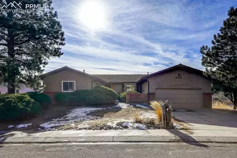 6426 Hawkeye Cir, Colorado Springs, CO 80919