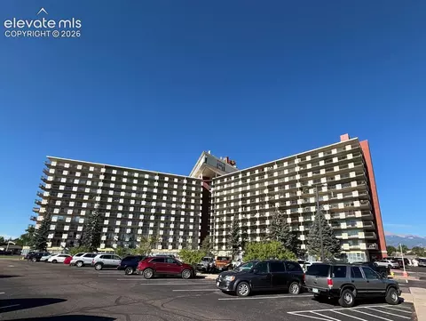 411 Lakewood Cir #B530, Colorado Springs, CO 80910
