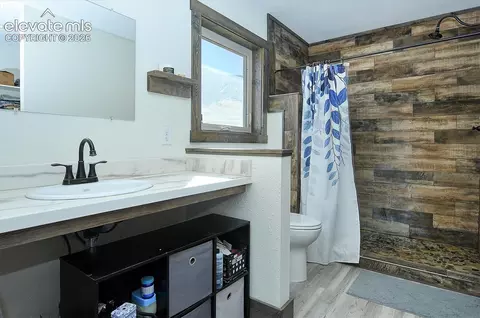 Bath - 1115 Eagles Gate Rd, Westcliffe, CO 81252 photo 2 of 3