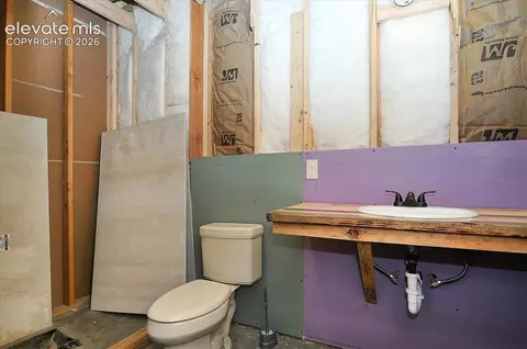 Bath - 1115 Eagles Gate Rd, Westcliffe, CO 81252 photo 3 of 3