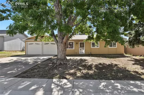 2085 Leoti Dr, Colorado Springs, CO 80915