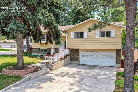 3015 Westwood Blvd, Colorado Springs, CO 80918