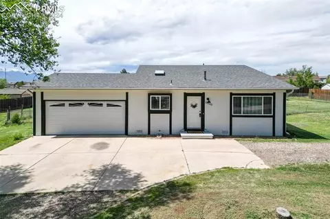 10840 Falling Star Rd, Fountain, CO 80817