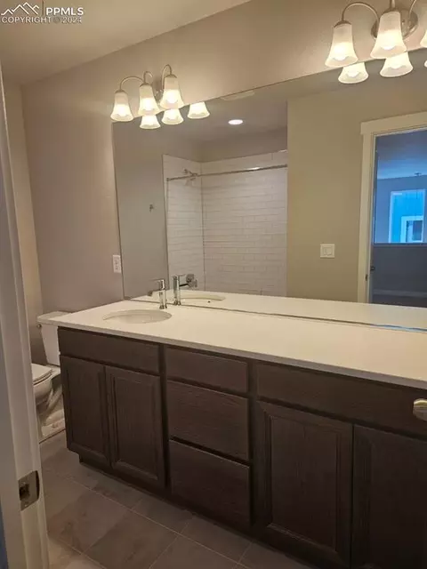 Bath - 17708 Lemon Rye Loop, Monument, CO 80132 photo 1 of 3