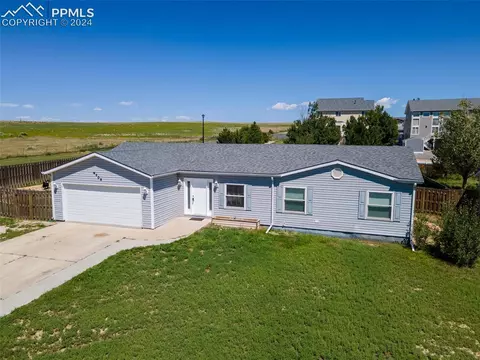 9308 Summer Meadows Dr, Colorado Springs, CO 80925
