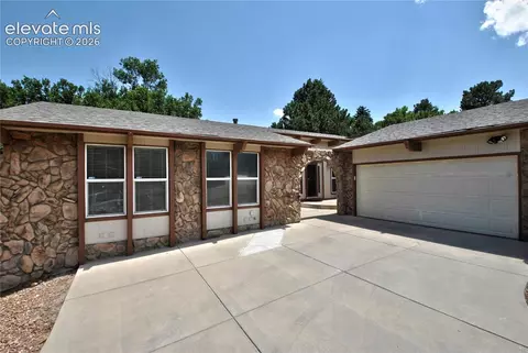 6129 Applewood Ridge Cir, Colorado Springs, CO 80918