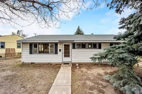 2524 Meadowlark Ln, Colorado Springs, CO 80909