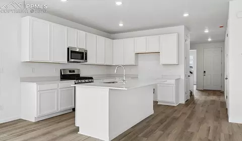 10065 Hartwood Dr, Peyton, CO 80831 photo 5
