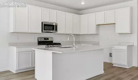 10065 Hartwood Dr, Peyton, CO 80831 photo 4