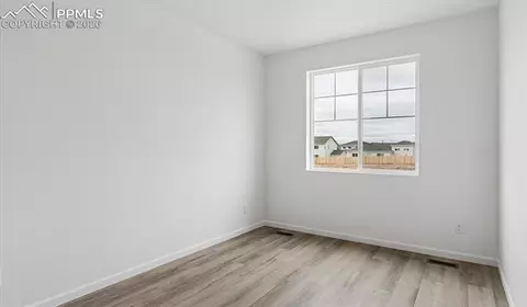 Bedroom - 10065 Hartwood Dr, Peyton, CO 80831 photo 1 of 7