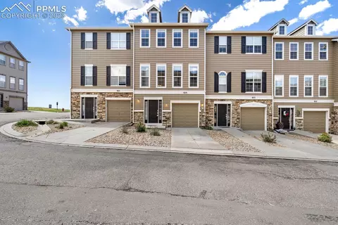 929 Burning Bush Pt, Monument, CO 80132