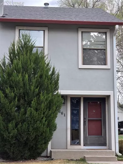 661 Shooks Ln, Colorado Springs, CO 80903