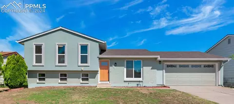 4724 Newton Dr, Colorado Springs, CO 80916