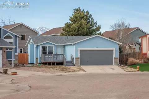739 Memory Ln, Fountain, CO 80817