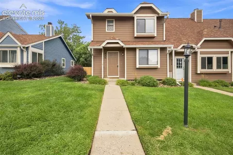 826 London Green Way, Colorado Springs, CO 80906